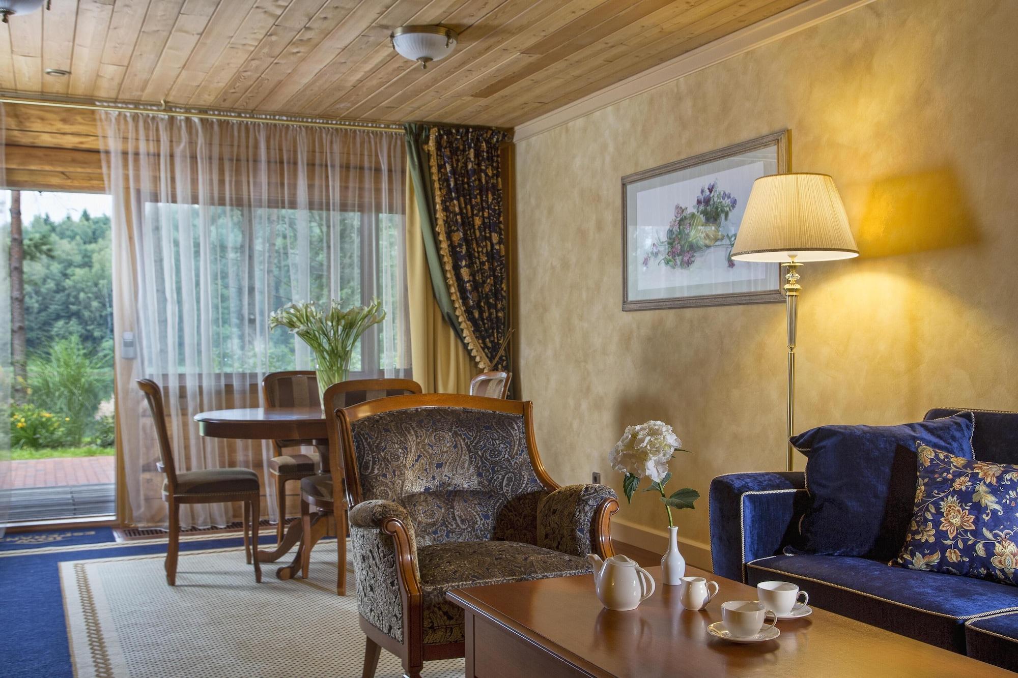 Esperanza Lake Resort Kozelkiskes エクステリア 写真