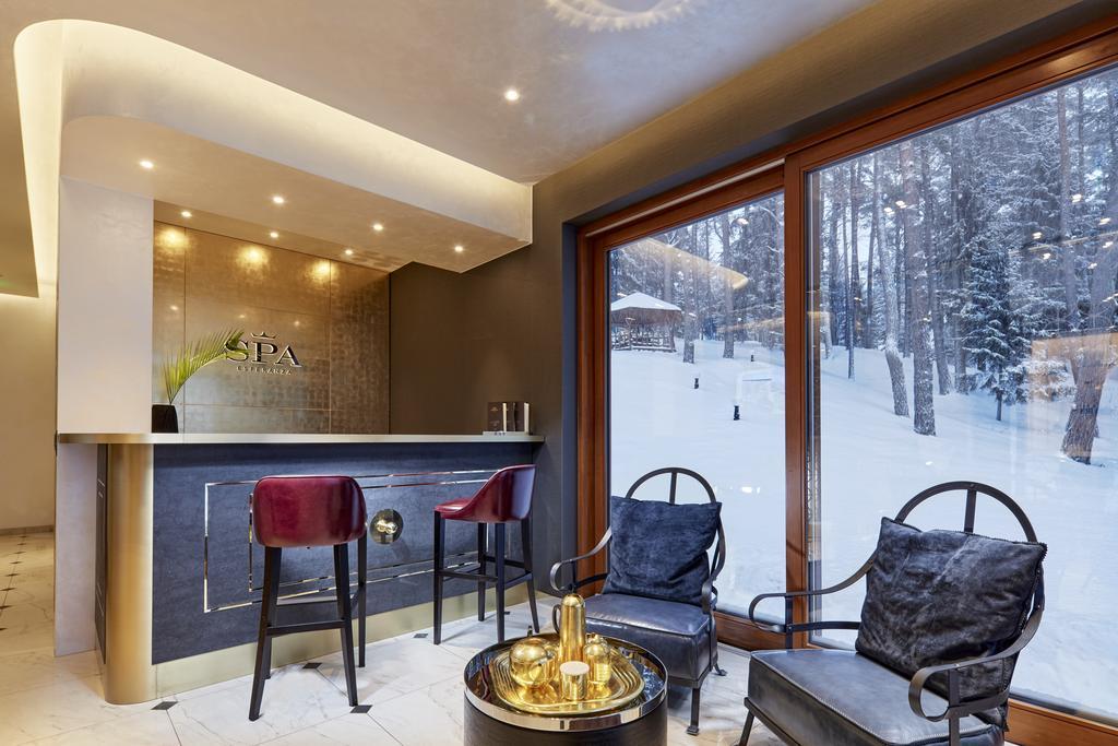Esperanza Lake Resort Kozelkiskes エクステリア 写真