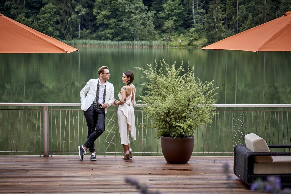 Esperanza Lake Resort Kozelkiskes エクステリア 写真