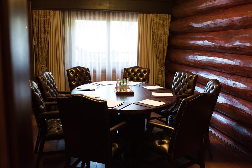 Esperanza Lake Resort Kozelkiskes エクステリア 写真