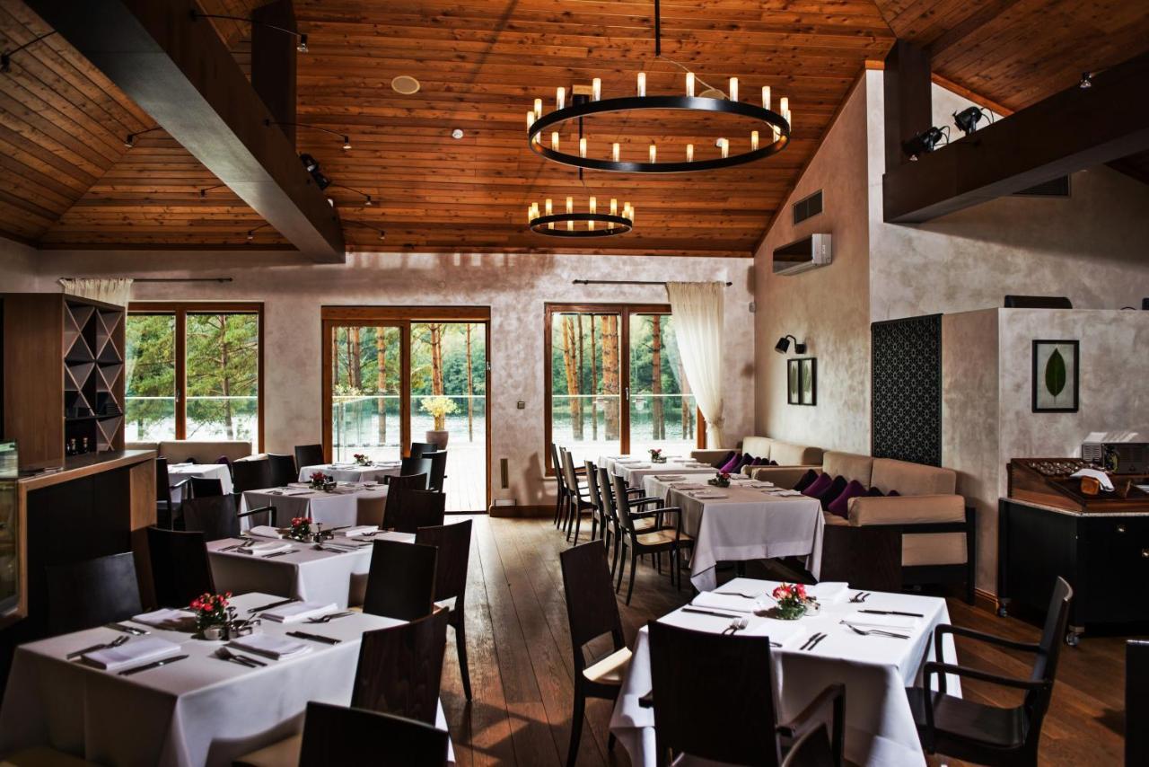 Esperanza Lake Resort Kozelkiskes エクステリア 写真
